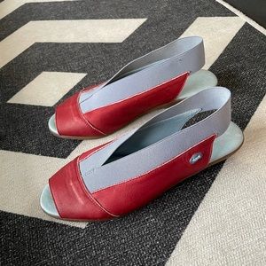 CLOUD caliber sandal‎